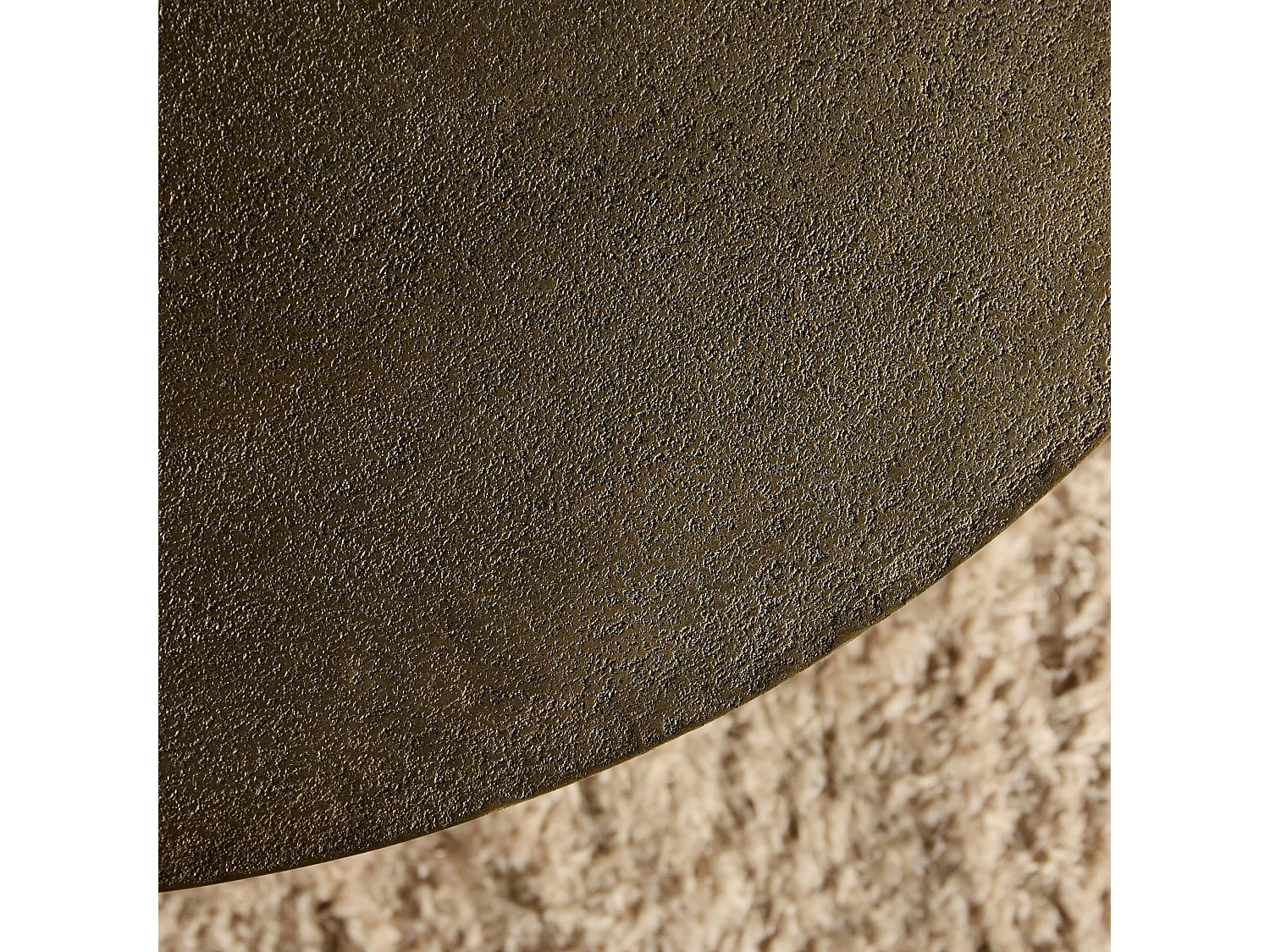 Table basse ronde vintage à pieds boules Ø90 cm KANO