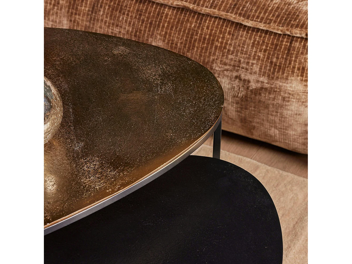 Table basse gigogne design organique noir et or (lot de 2) KANO