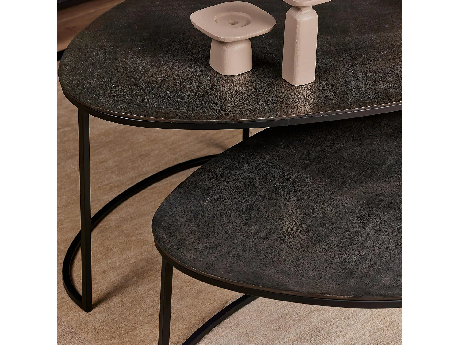 Table basse gigogne noire design organique (lot de 2) KANO