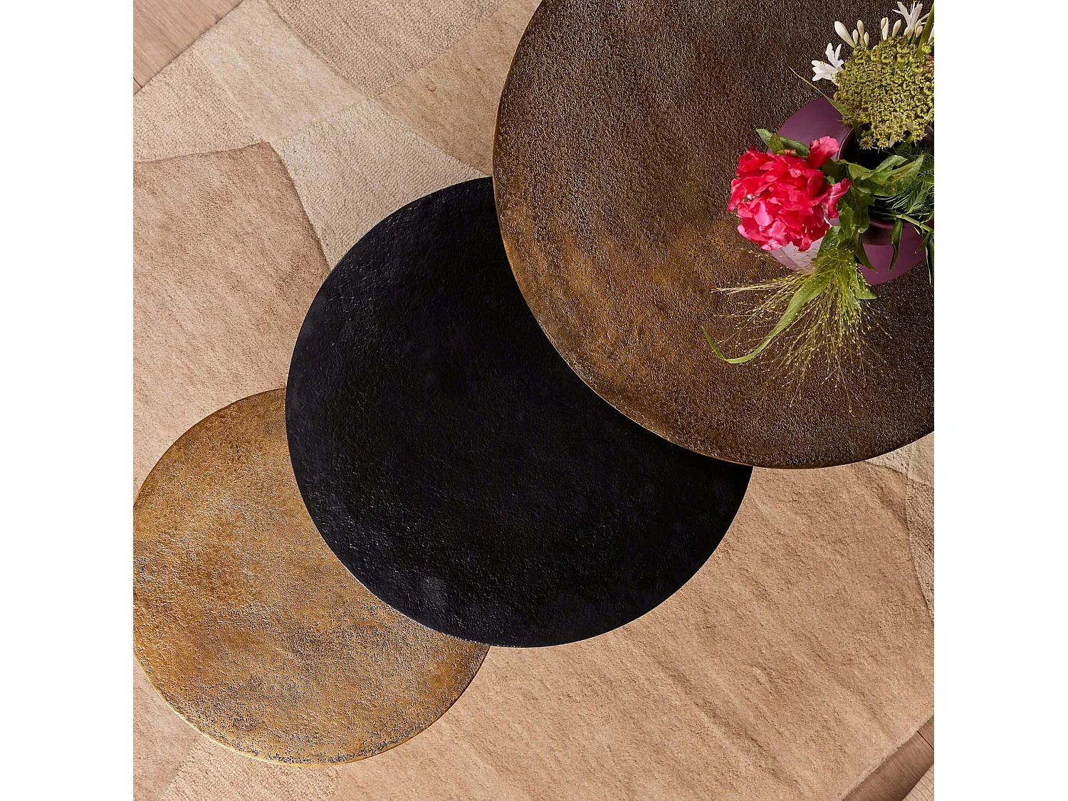 Tables basses gigognes noir et or (lot de 3) KANO