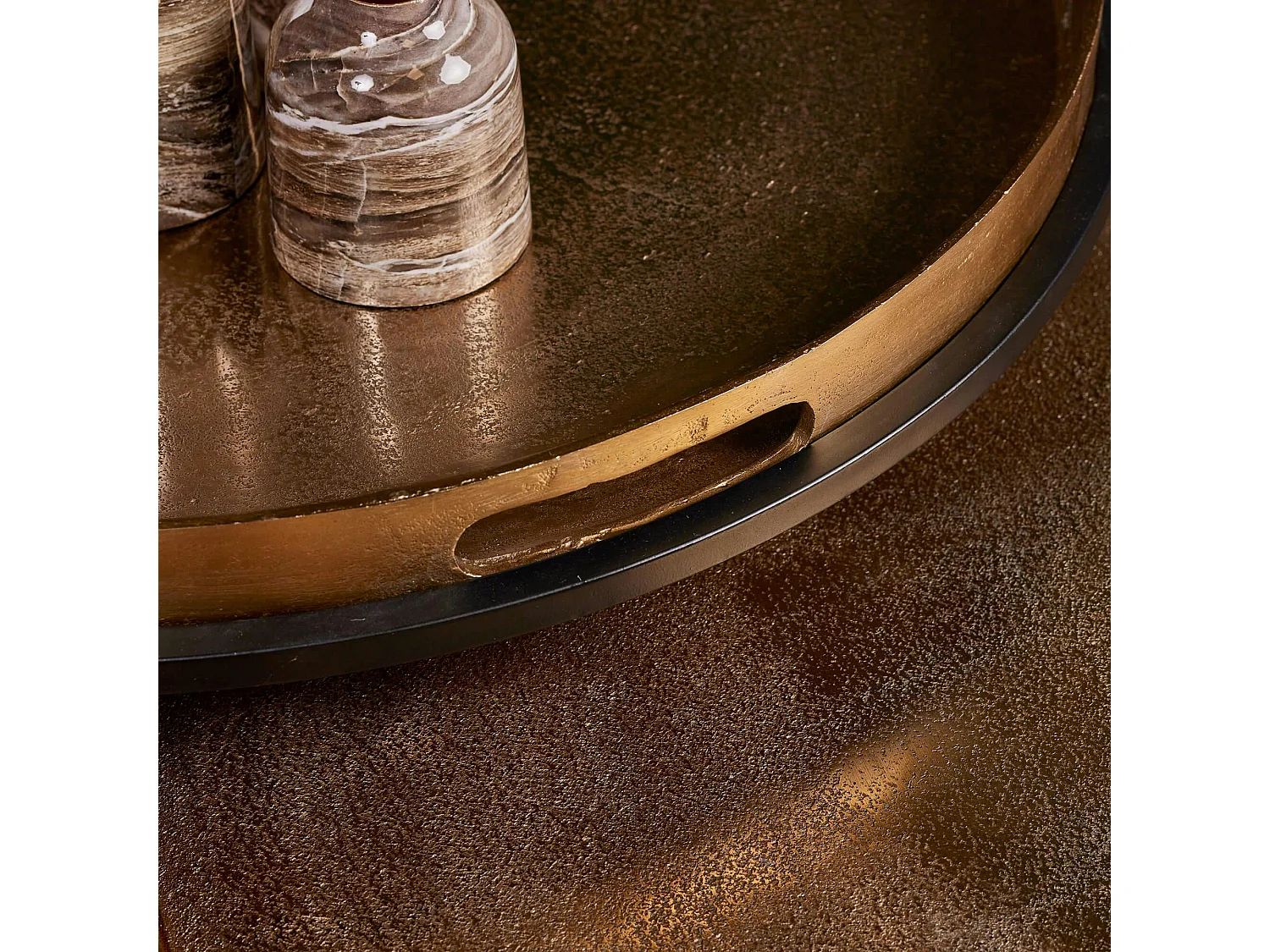 Table basse gigogne dorée à plateaux mobiles (lot de 2) KANO