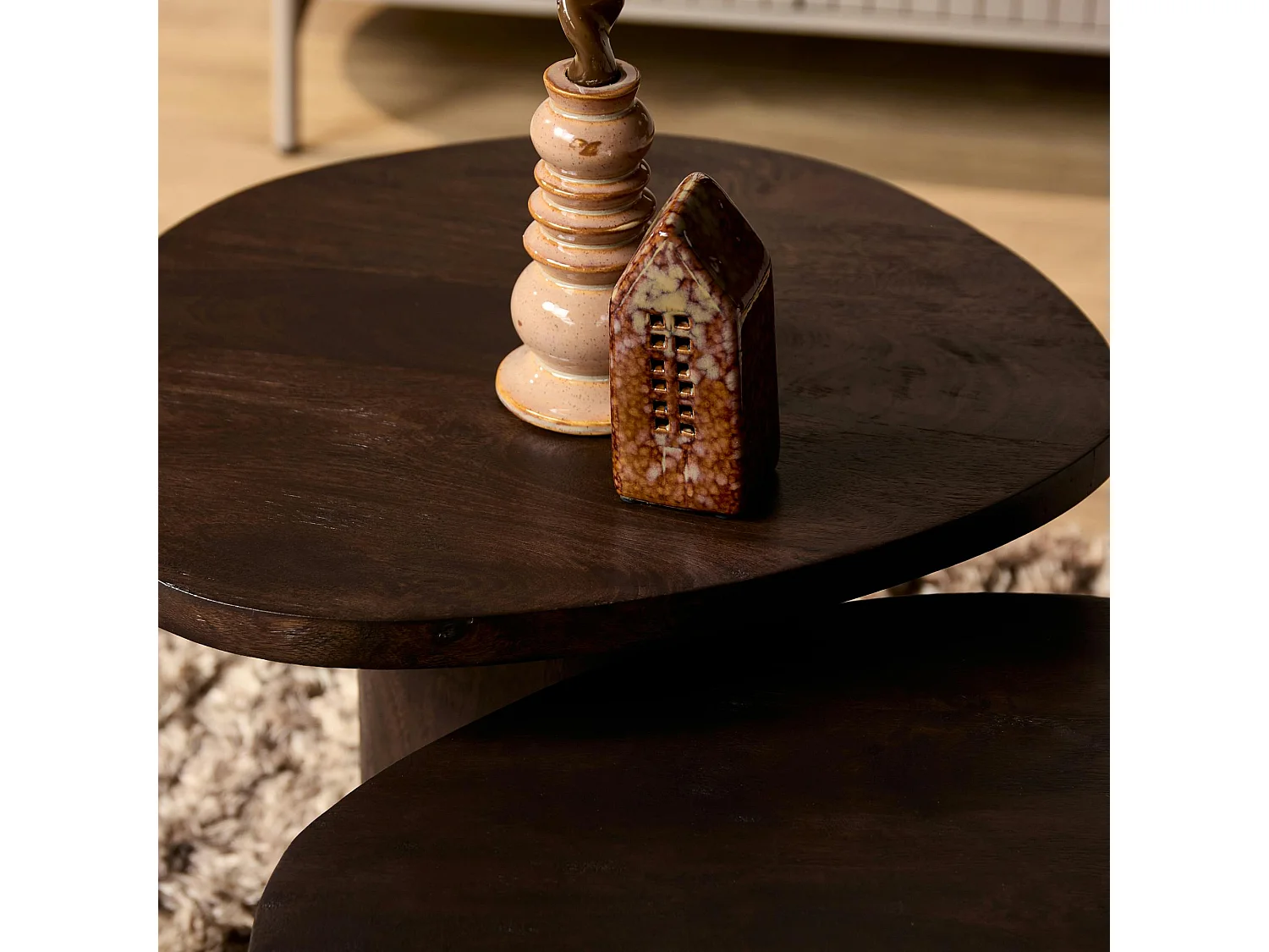 Table basse design organique en bois foncé (lot de 2) ALMA