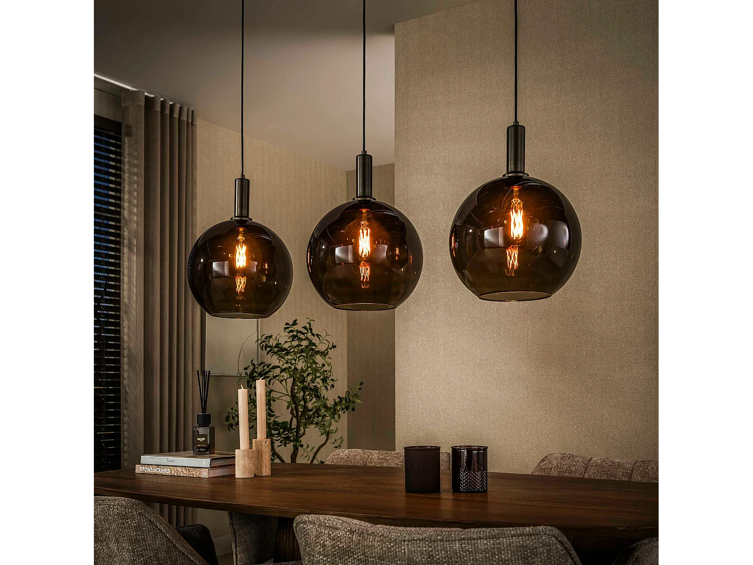 Suspension vintage cuisine 3 globes verre brun NOVA