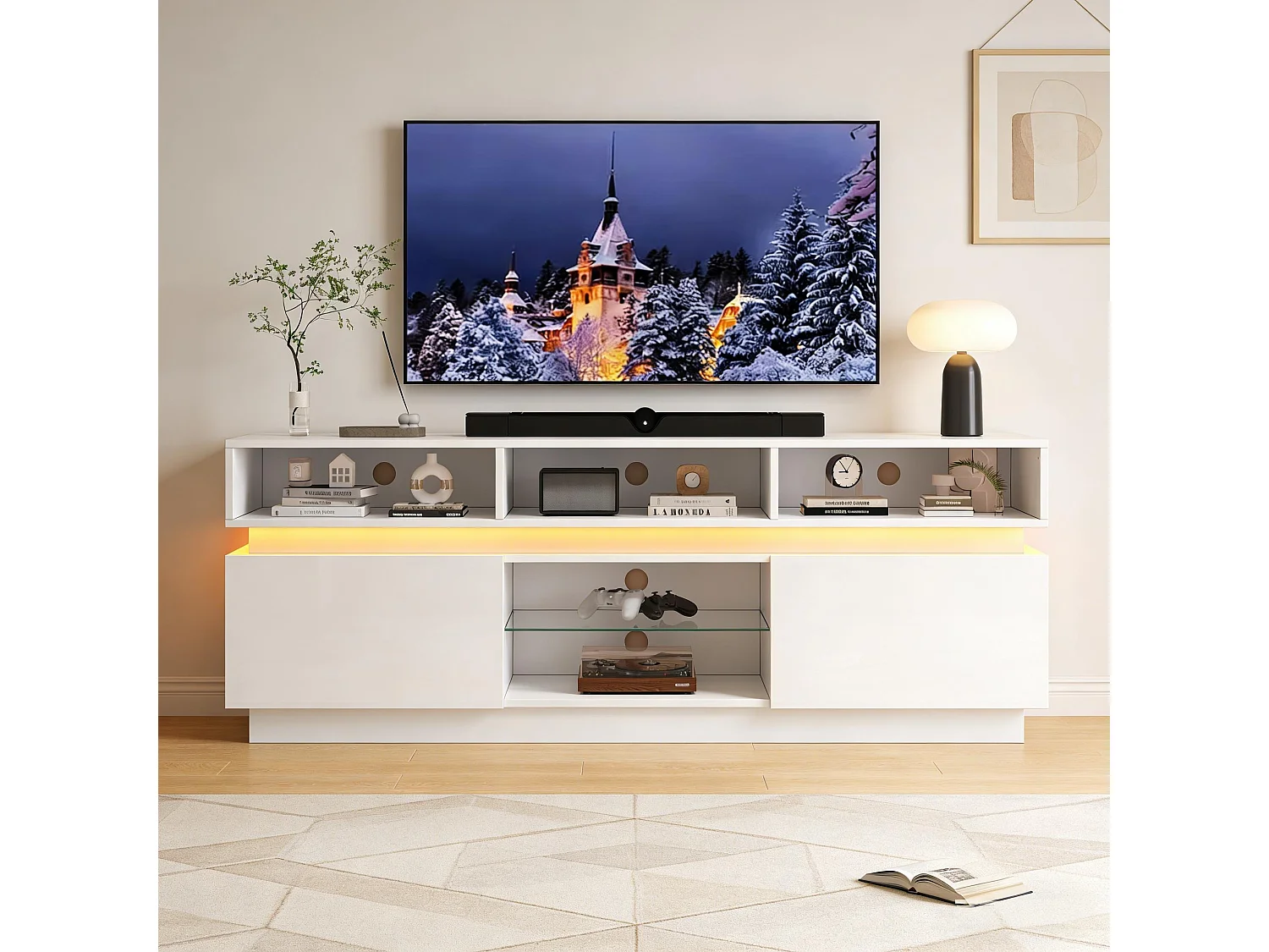 Hochglanzlackierter TV-Ständer fürs Wohnzimmer – 160 x 35 x 60 cm – mit Ablage aus Sicherheitsglas, LED-Beleuchtung und Türen – MDF – weiß