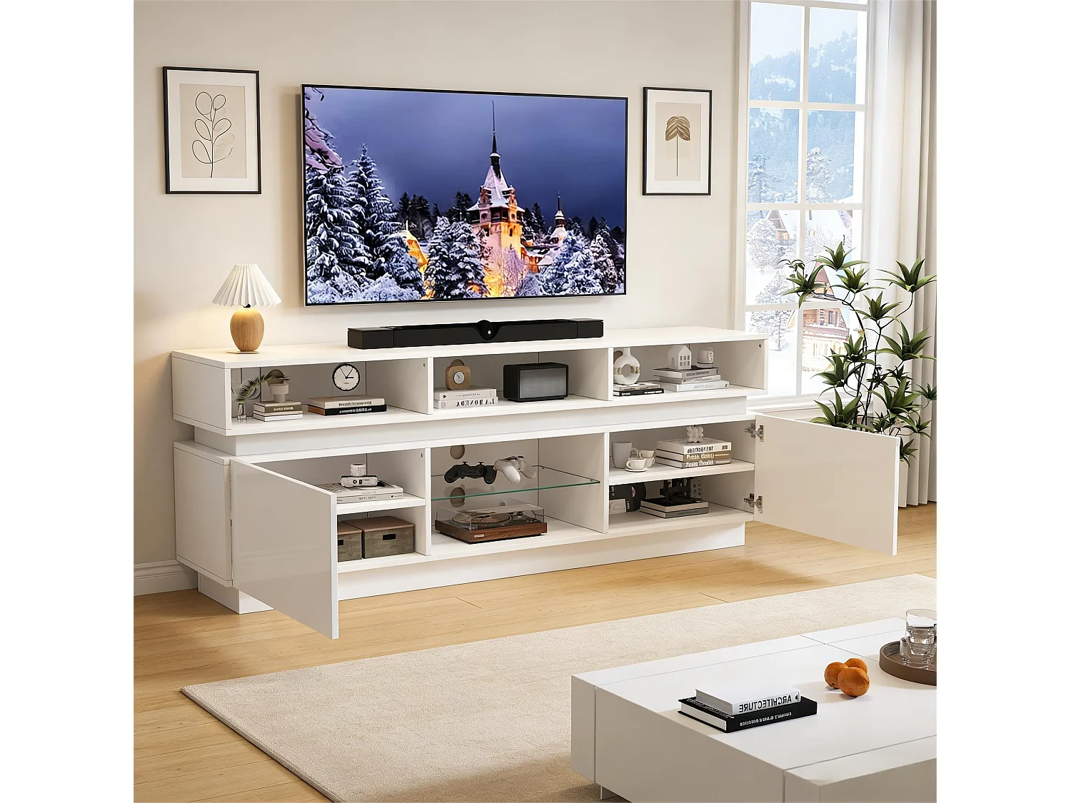 Hochglanzlackierter TV-Ständer fürs Wohnzimmer – 160 x 35 x 60 cm – mit Ablage aus Sicherheitsglas, LED-Beleuchtung und Türen – MDF – weiß