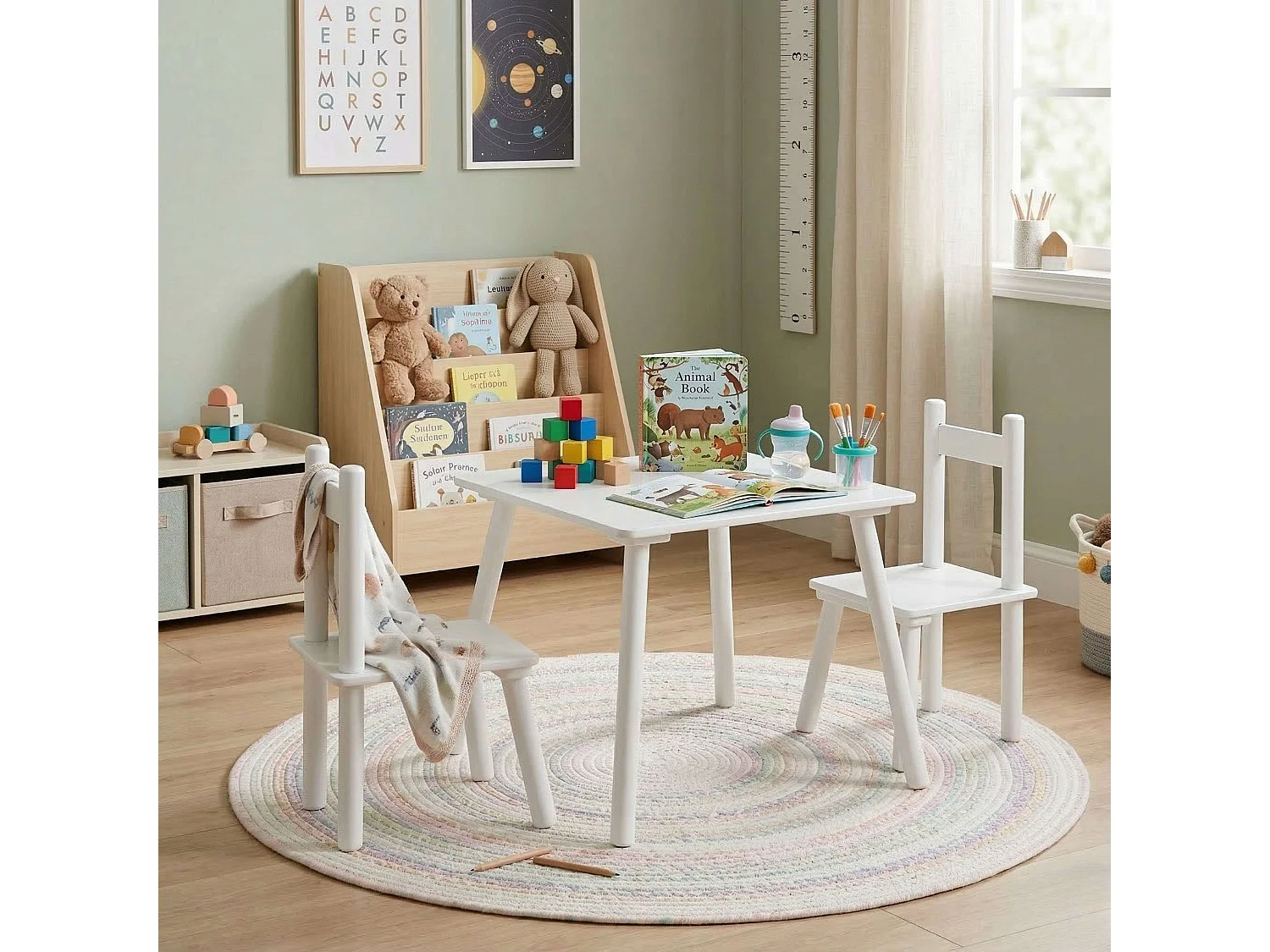 Conjunto infantil Origami, mesa de melamina branca 50x43,5x50cm + 2 cadeiras 26x51x28cm