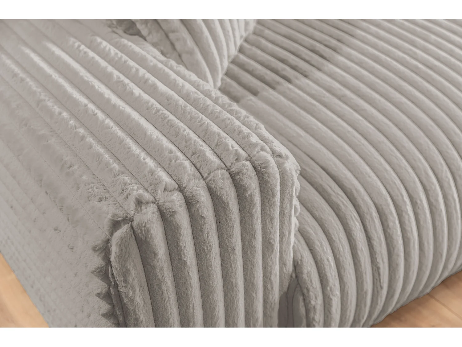 Canapé 3 places en velours côtelé pelucheux gris clair offrant un agréable confort d’assise MOLLIS