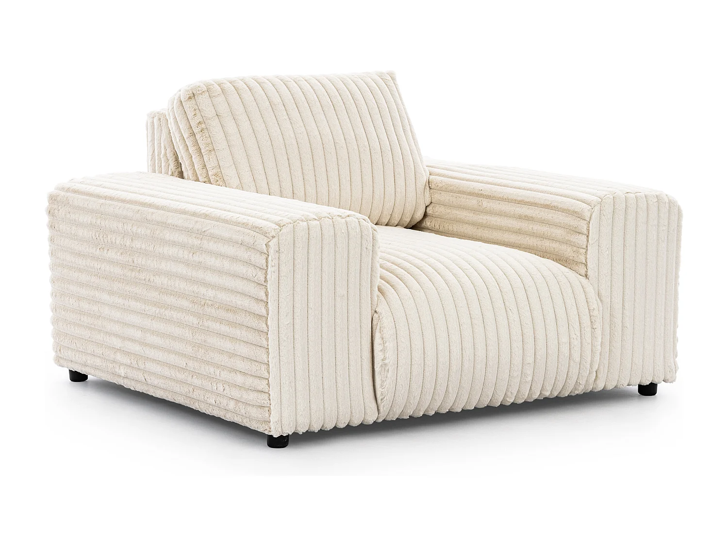 Fauteuil en velours côtelé pelucheux beige clair offrant un agréable confort d’assise MOLLIS