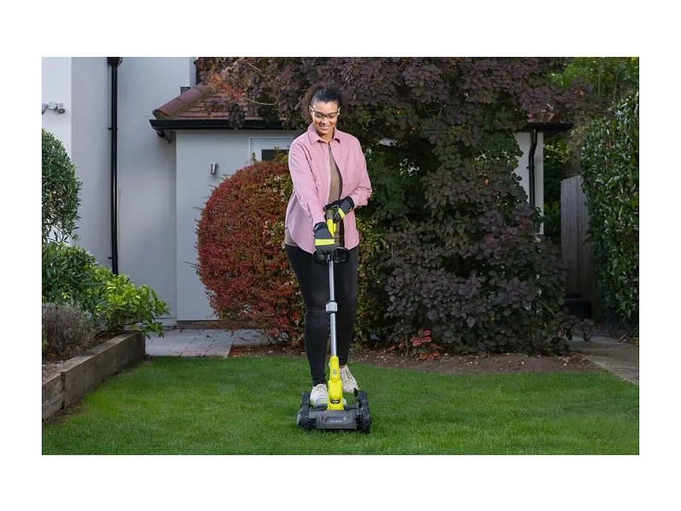 Tondeuse autotractée RYOBI RY18LMC30A-120 - 18V - Lageur de coupe 30cm - Fonction mulching - Batterie lithium + chargeur fourni