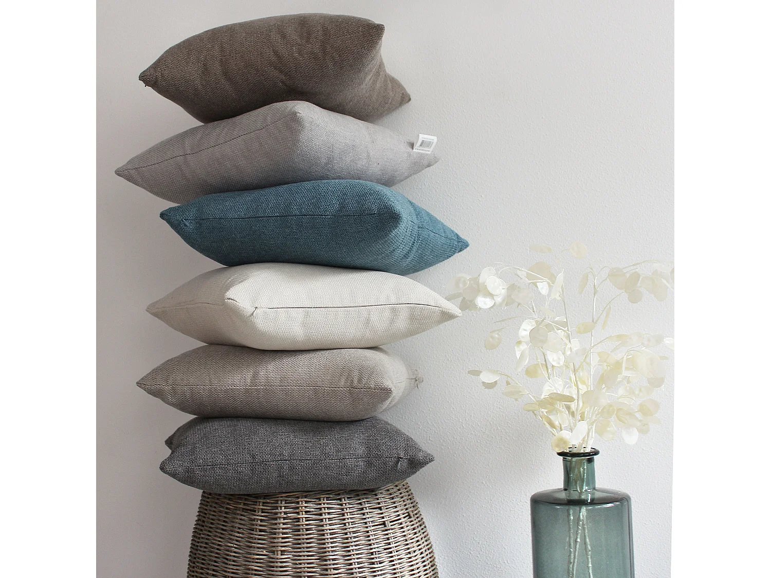 2 coussins canapé carré, déhoussable, beige foncé chiné, velours chenillé tramé, collection lagarta