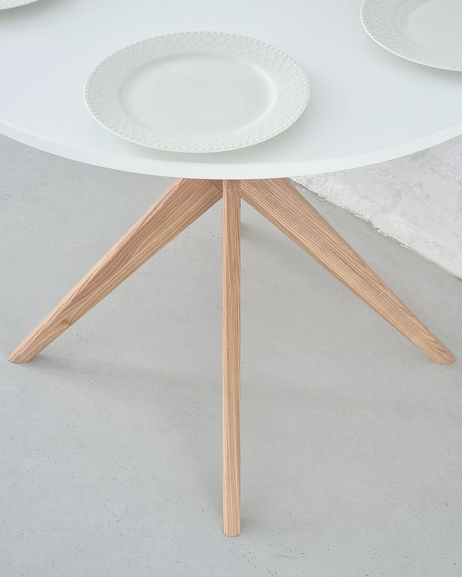Table demi-ovale à manger 80x80 cm, 3 personnes, MDF Blanc Craie | frêne