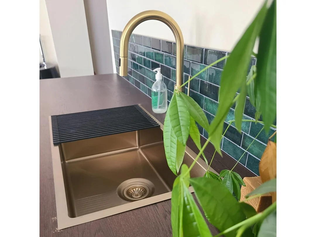 Faltbarer Geschirrabtropfständer 43 x 31 aus Edelstahl und Silikon schwarz Essebagno