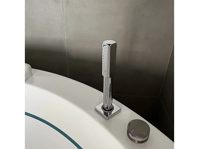 Baignoire balnéo ronde GEYSER Archipel®- 160 cm - 2 à 3 personnes