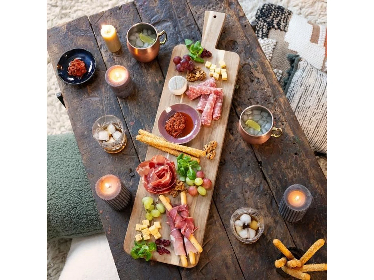 Maxi planche apéritive bois acacia FSC 75 x 19,5 cm - Pieds en bois