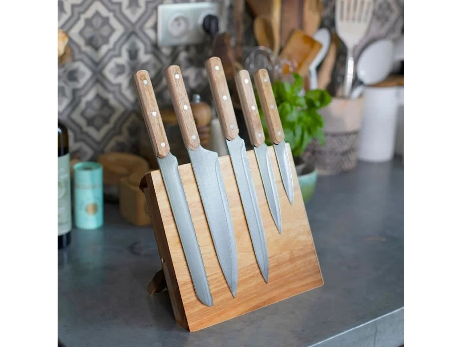 5 couteaux 20 à 32,5 cm - Lame inox - Support magnétique