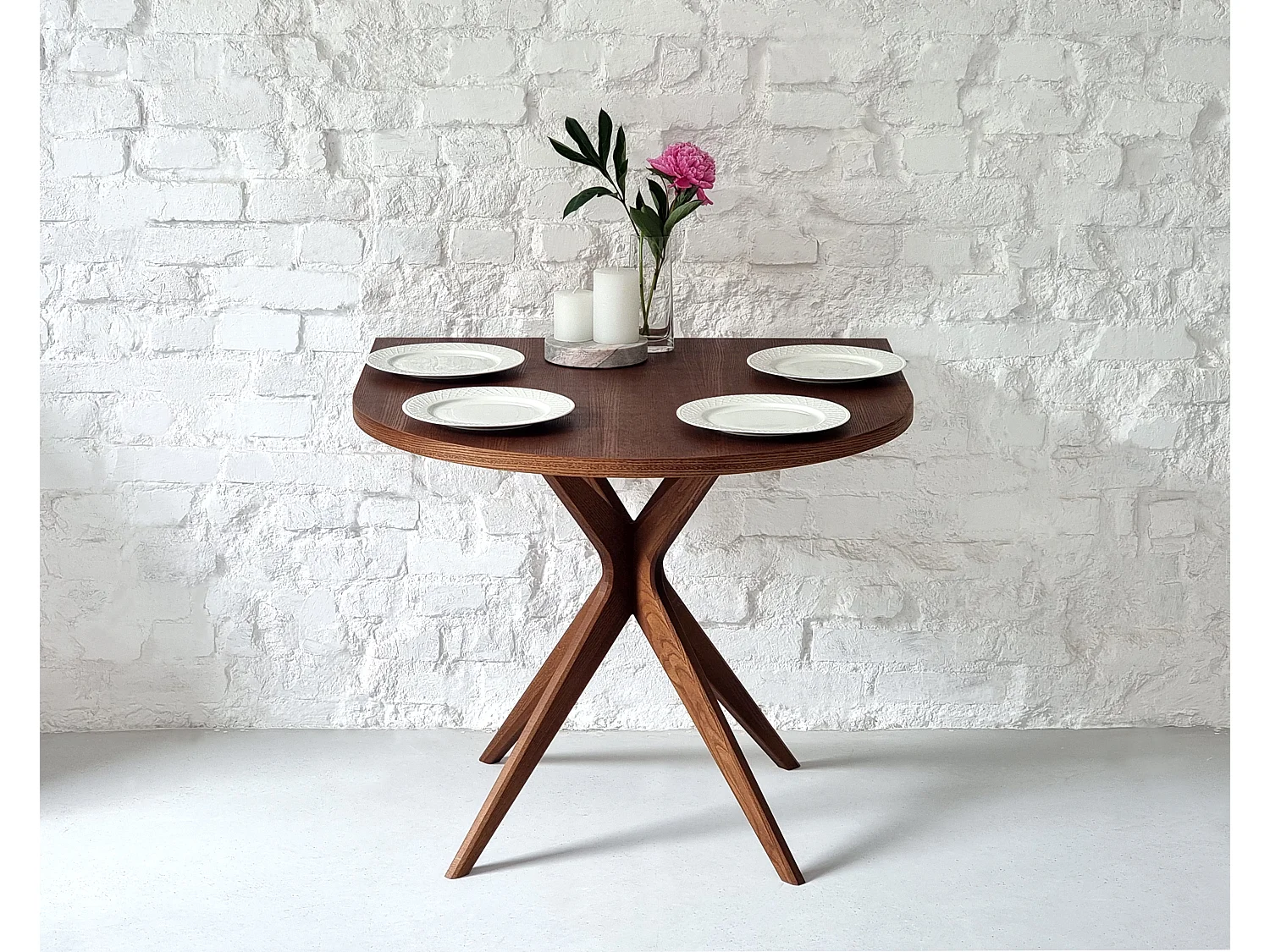 Table demi-ovale à manger 90x90 cm, 4 personnes Jubi Chêne