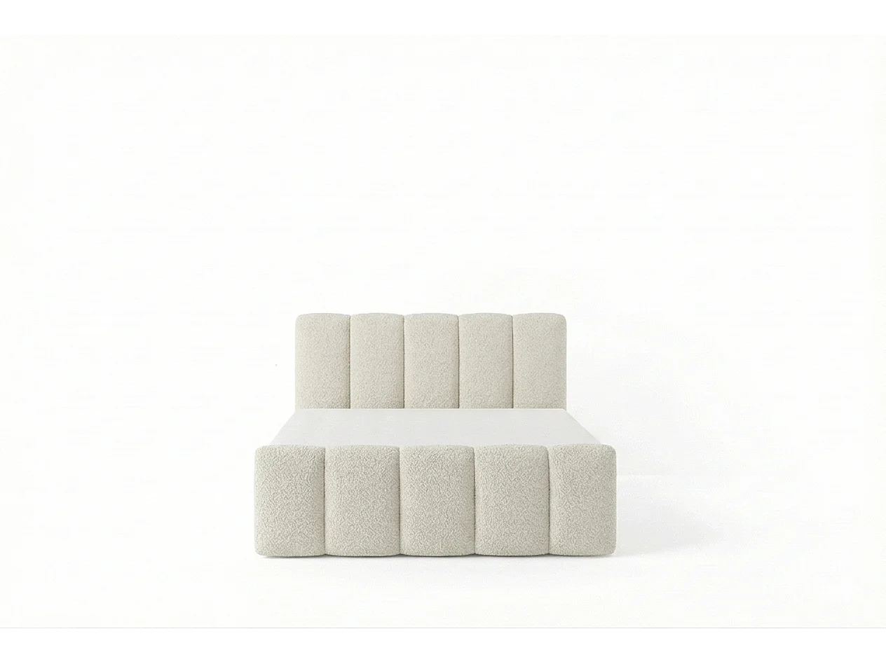 Élégant lit rembourré KORA 200x200 cm en tissu CENTAUR 1 blanc cassé.