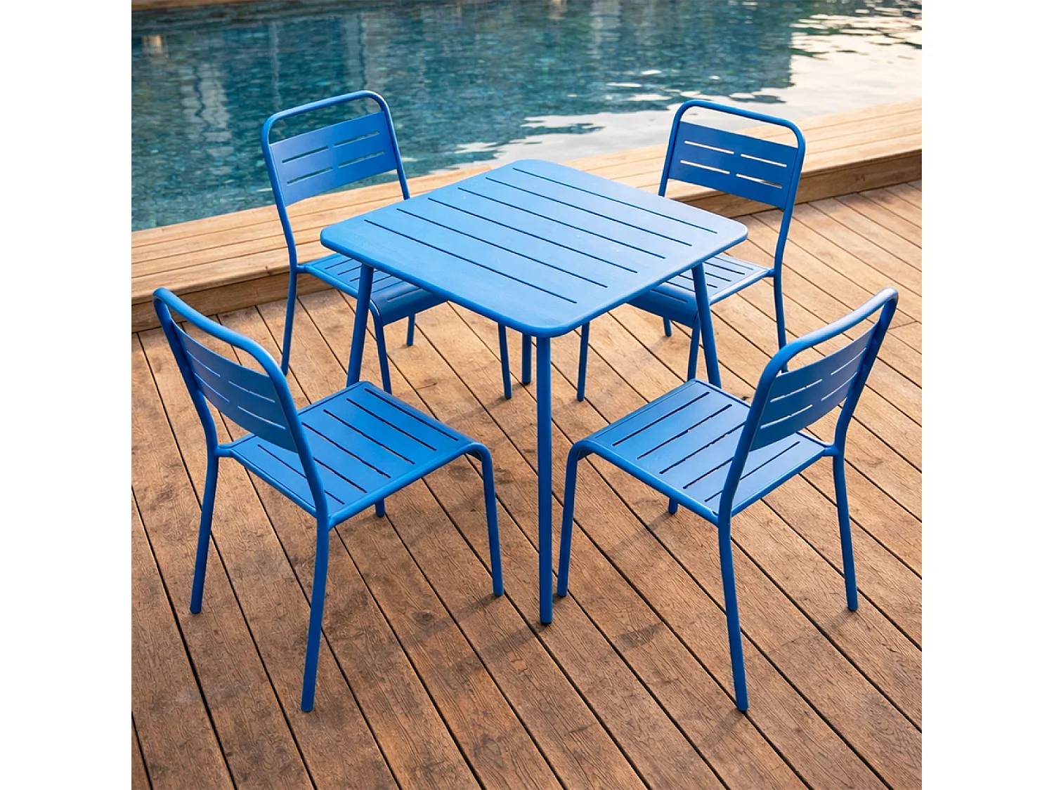 Ensemble table de jardin carrée et 4 chaises bleu BERGAME