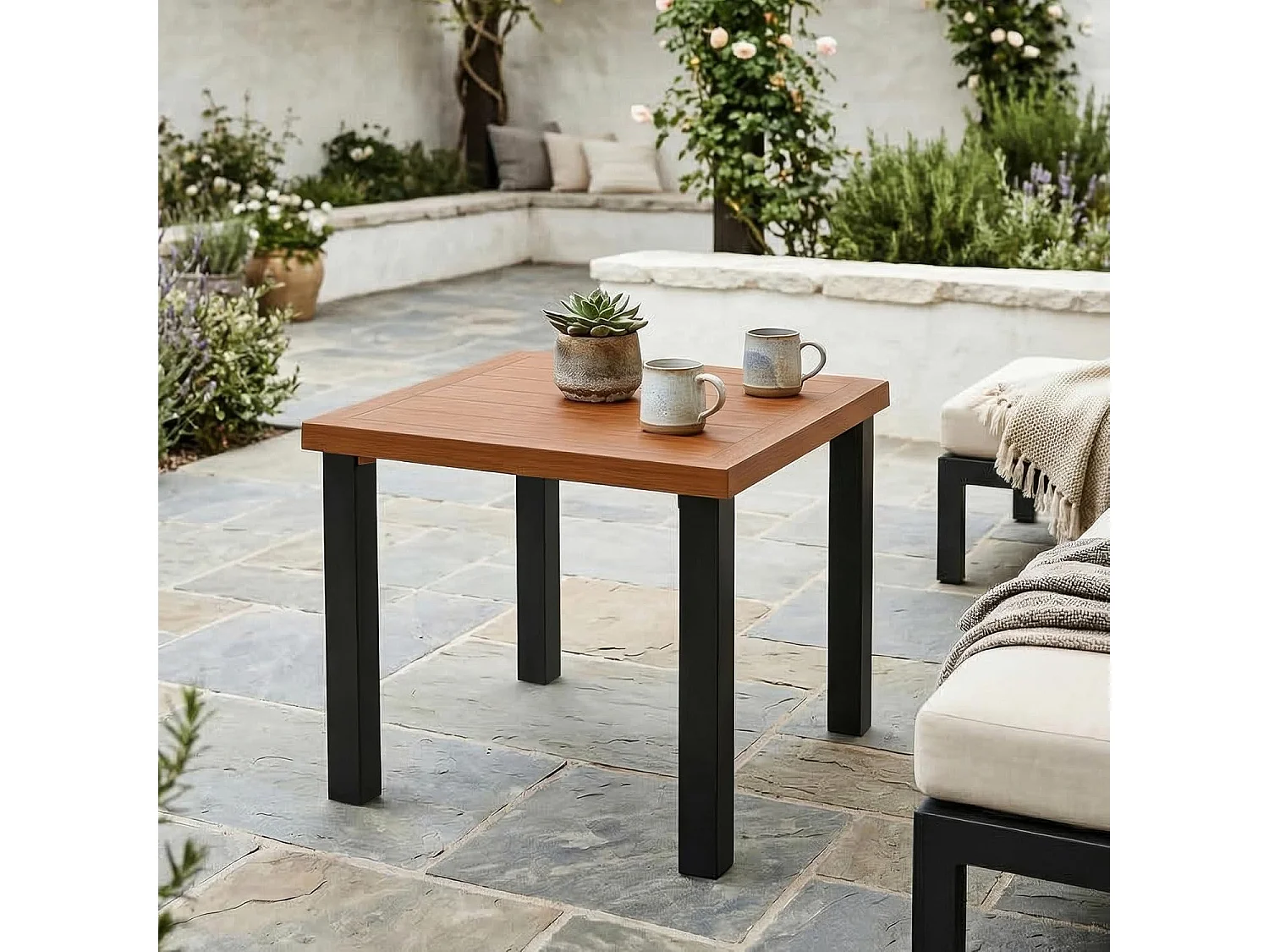 Mesa lateral cuadrada de jardín al aire libre para patios, balcones, jardines o salones