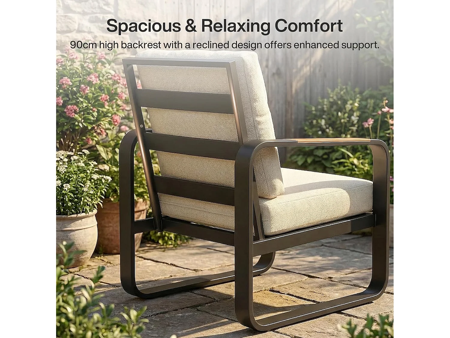 Zwarte aluminium tuinstoel met beige kussens