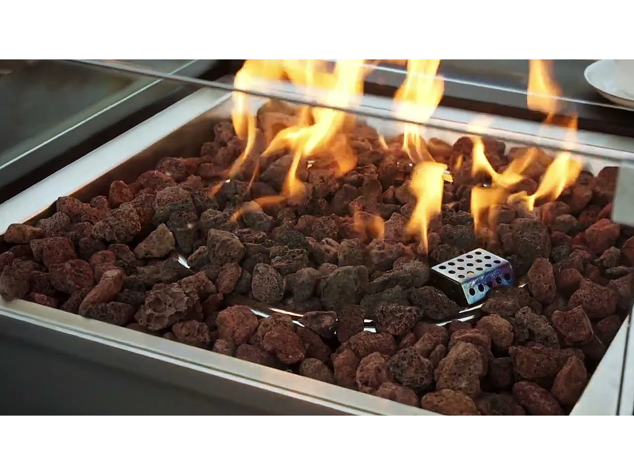 Ensemble braséro à gaz Aurora 4 pcs - béton fibré, avec pare-vent et caches