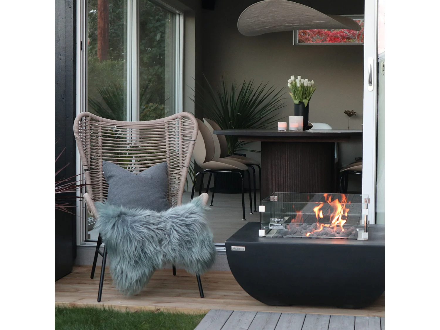 Ensemble braséro à gaz Aurora 4 pcs - béton fibré, avec pare-vent et caches