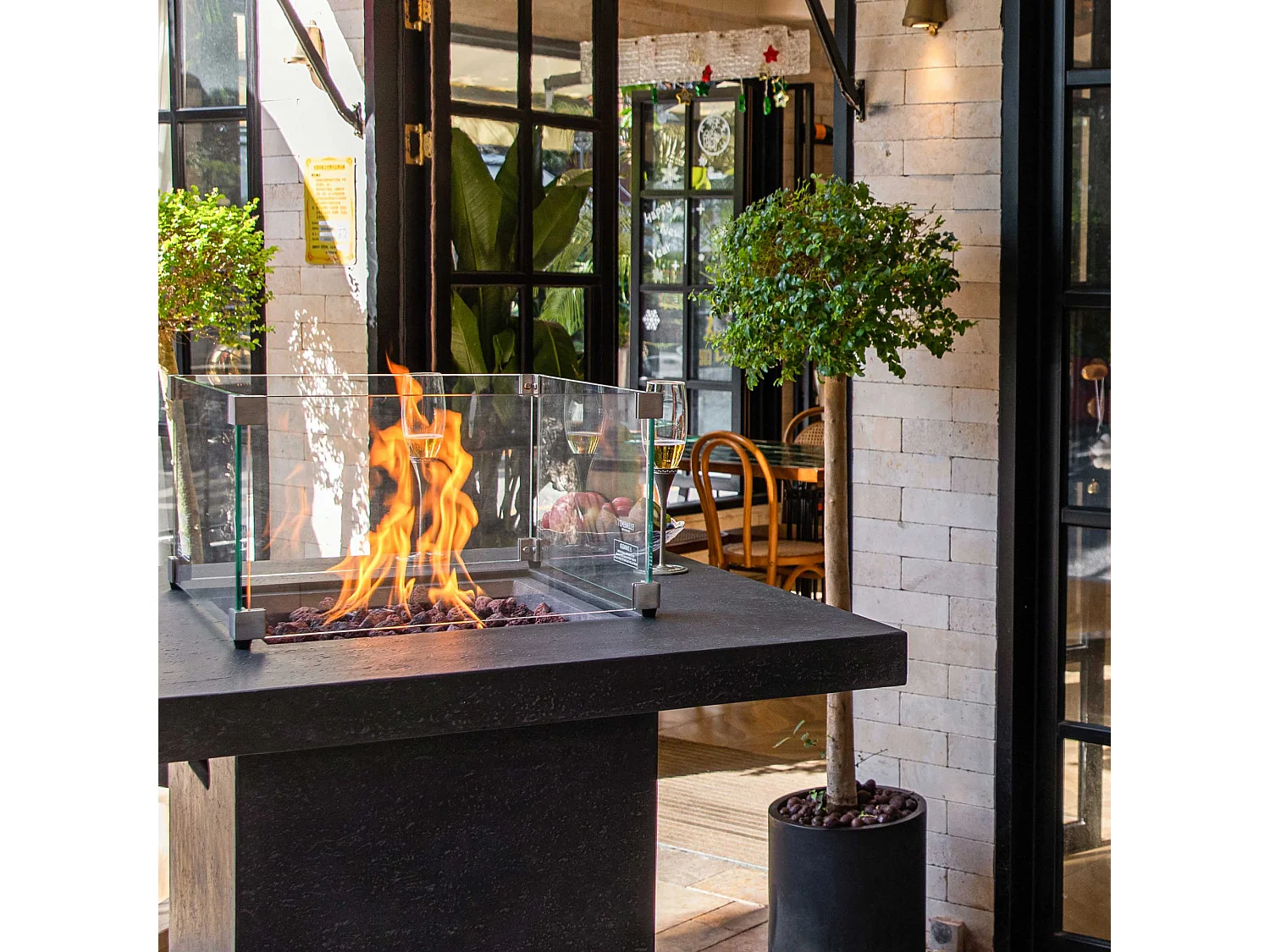 Mange-debout braséro à gaz MONTREALI en béton fibré - 56x56x106 cm