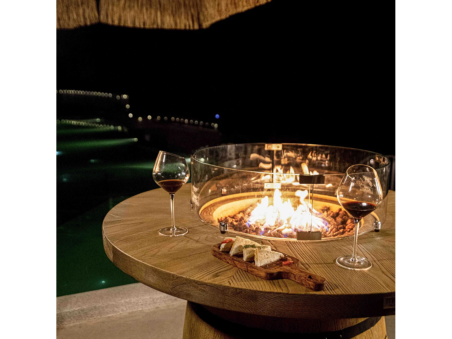 Mange-debout braséro à gaz LAFITE en béton - 122x122x110 cm