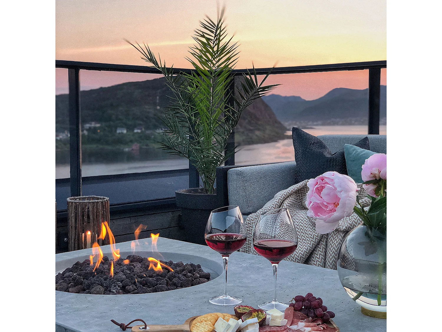 Table braséro à gaz Metropolis en béton fibré - 142x81x35 cm