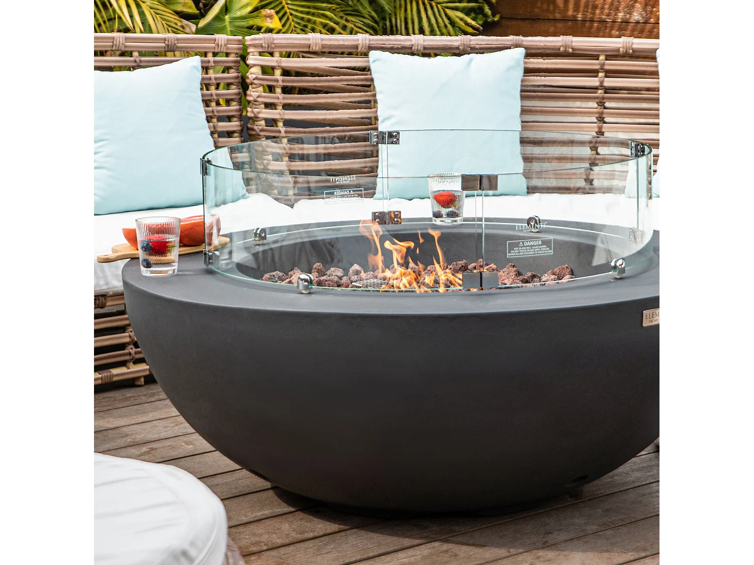 Table braséro à gaz LUNAR BOWL en béton fibré - 107x107x40 cm