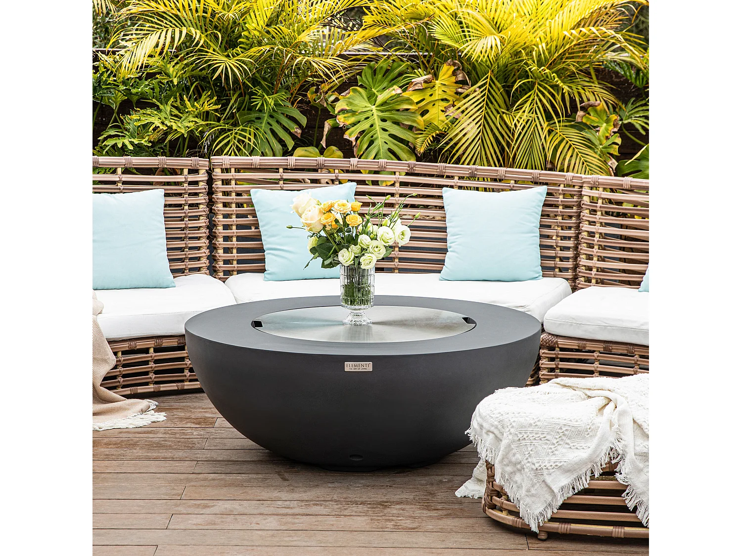 Table braséro à gaz LUNAR BOWL en béton fibré - 107x107x40 cm