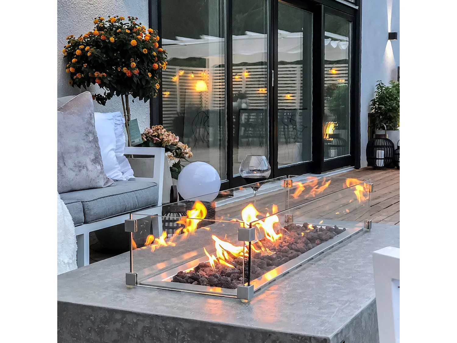 Table braséro à gaz HAMPTON en béton fibré - 142x81x35 cm