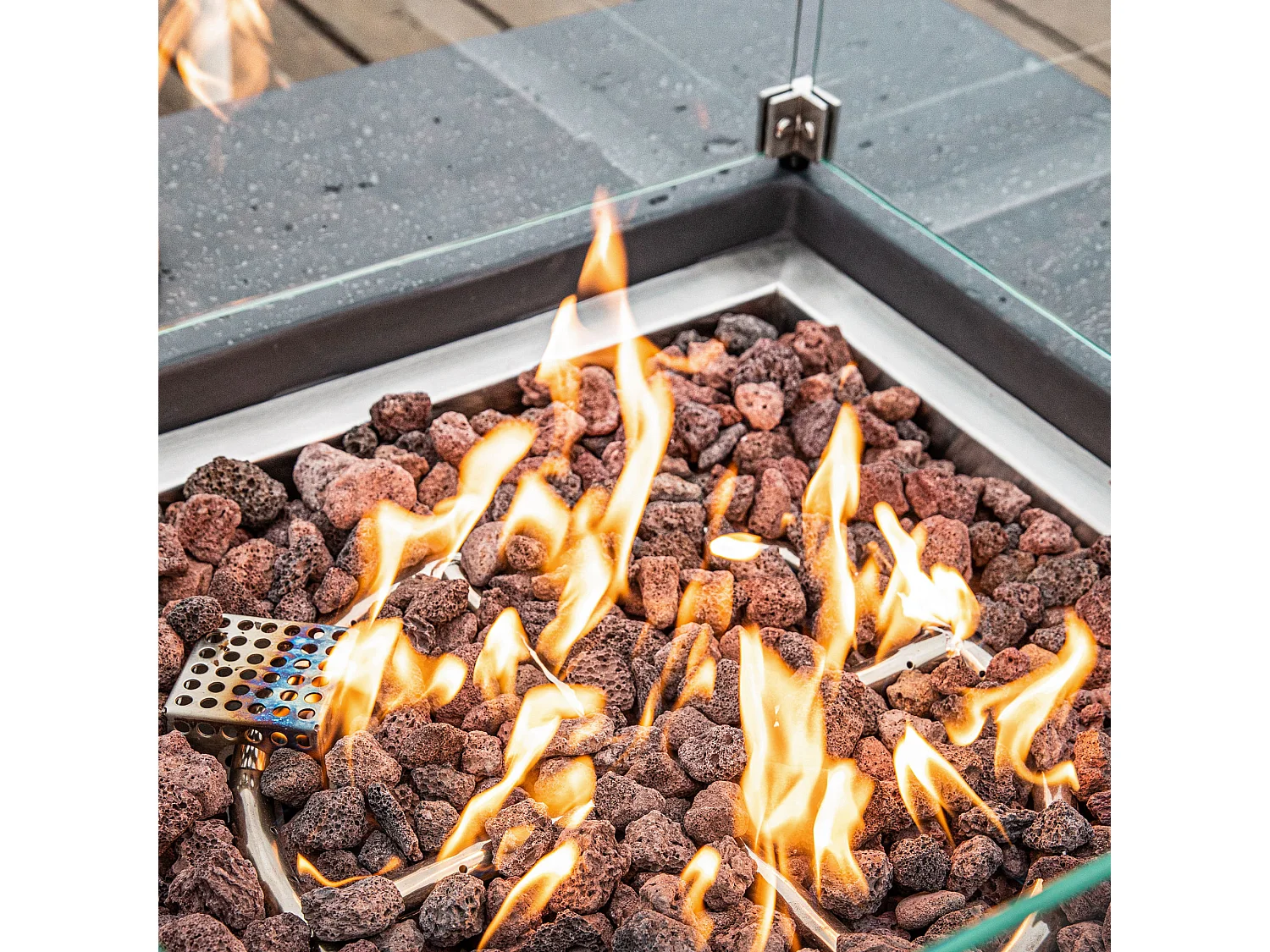 Table braséro à gaz Manhattan en béton fibré - 91x91x40 cm