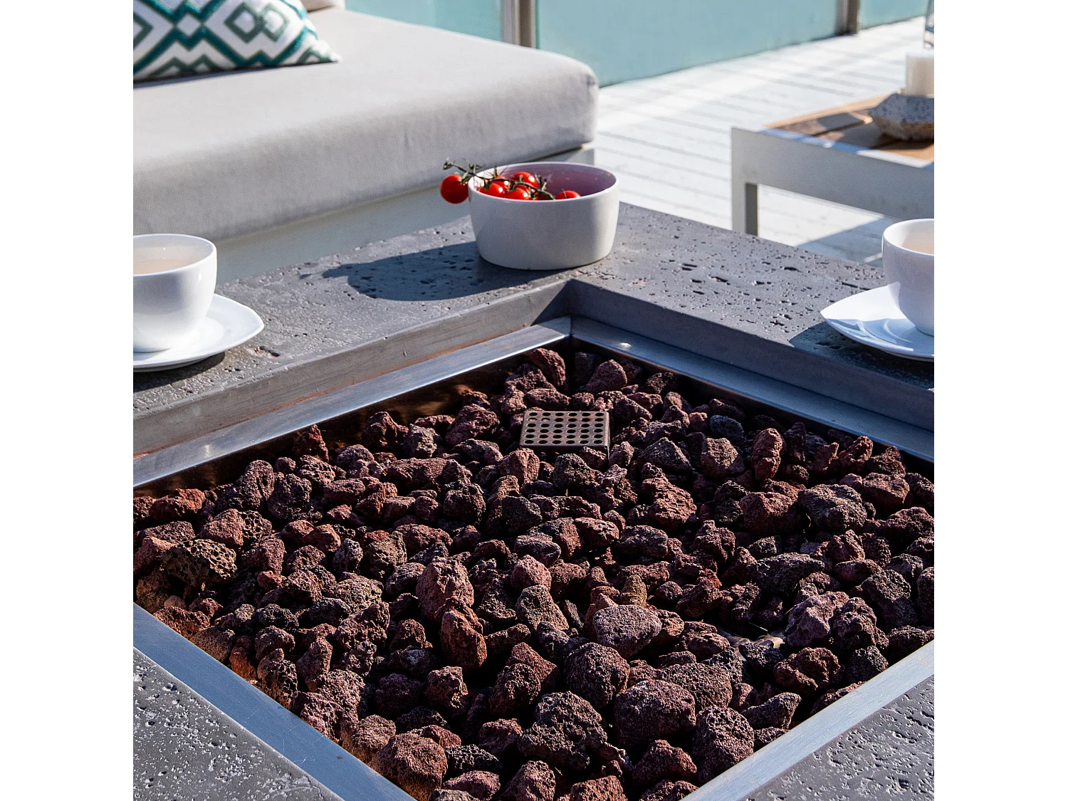 Ensemble braséro à gaz Manhattan 4 pcs - béton fibré, avec pare-vent et caches