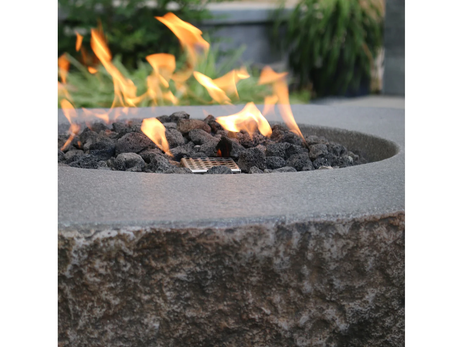 Table braséro à gaz Boulder en béton fibré - 110x89x41 cm