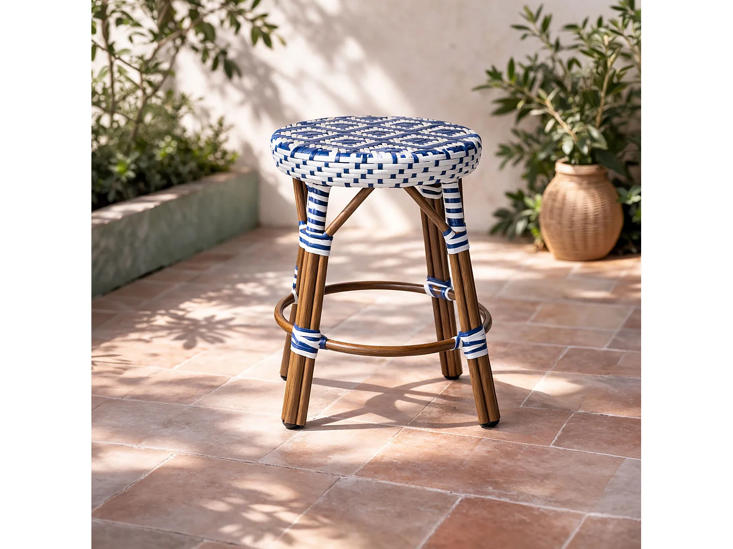 Now's Home - Tabourets Bas En Textilene Bleu Alu Effet Rotin D38xht49cm Scala
