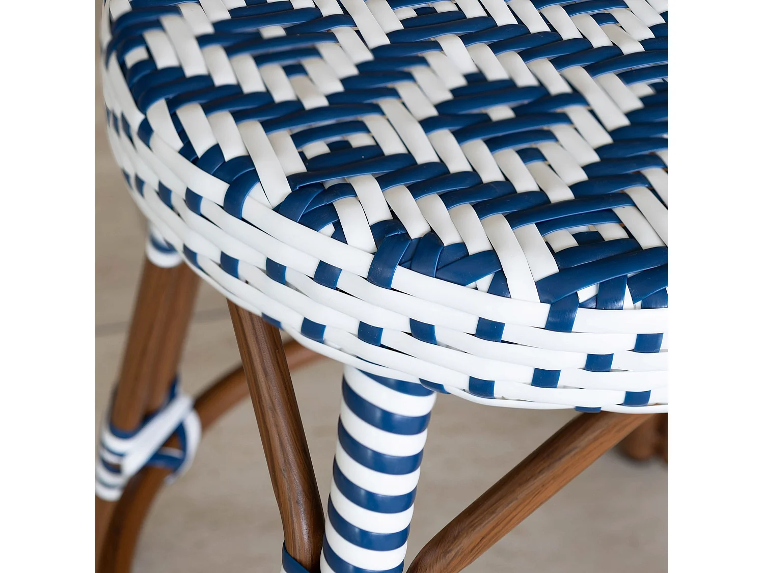 Now's Home - Tabourets Bas En Textilene Bleu Alu Effet Rotin D38xht49cm Scala