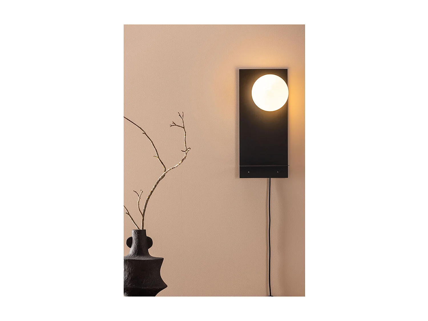 Lampada da parete Troyes Lighting 20x17x45cm nera.