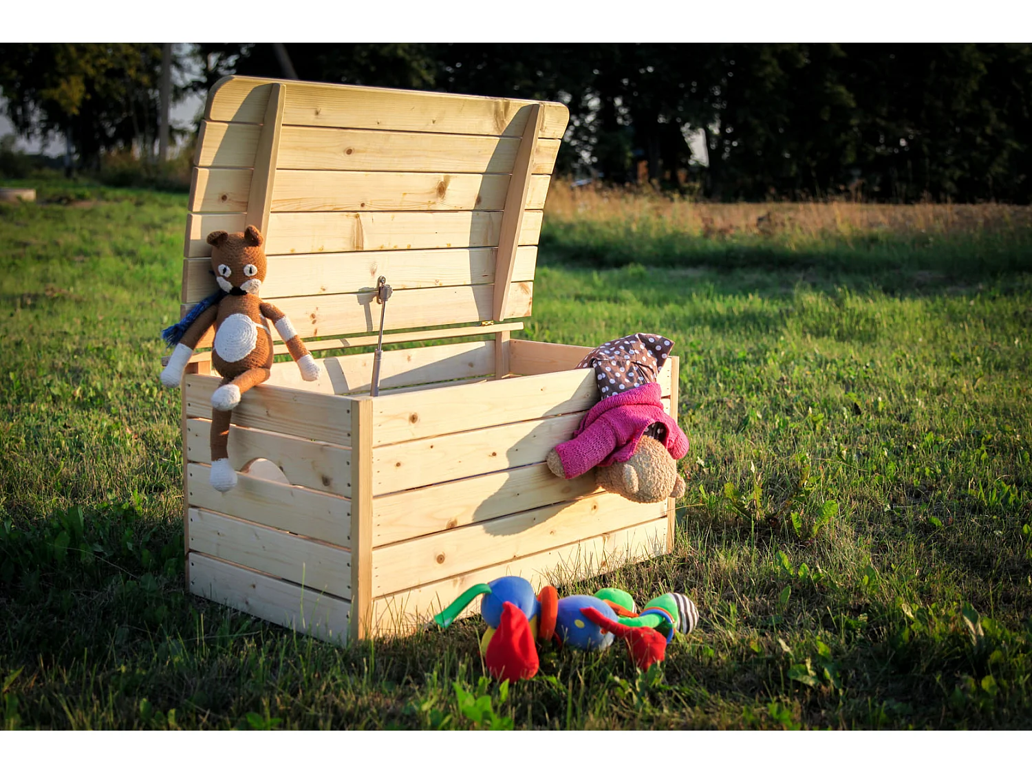 Holzkiste mit deckel - aufbewahrungsbox garten 80x50xH47 cm - M034-1