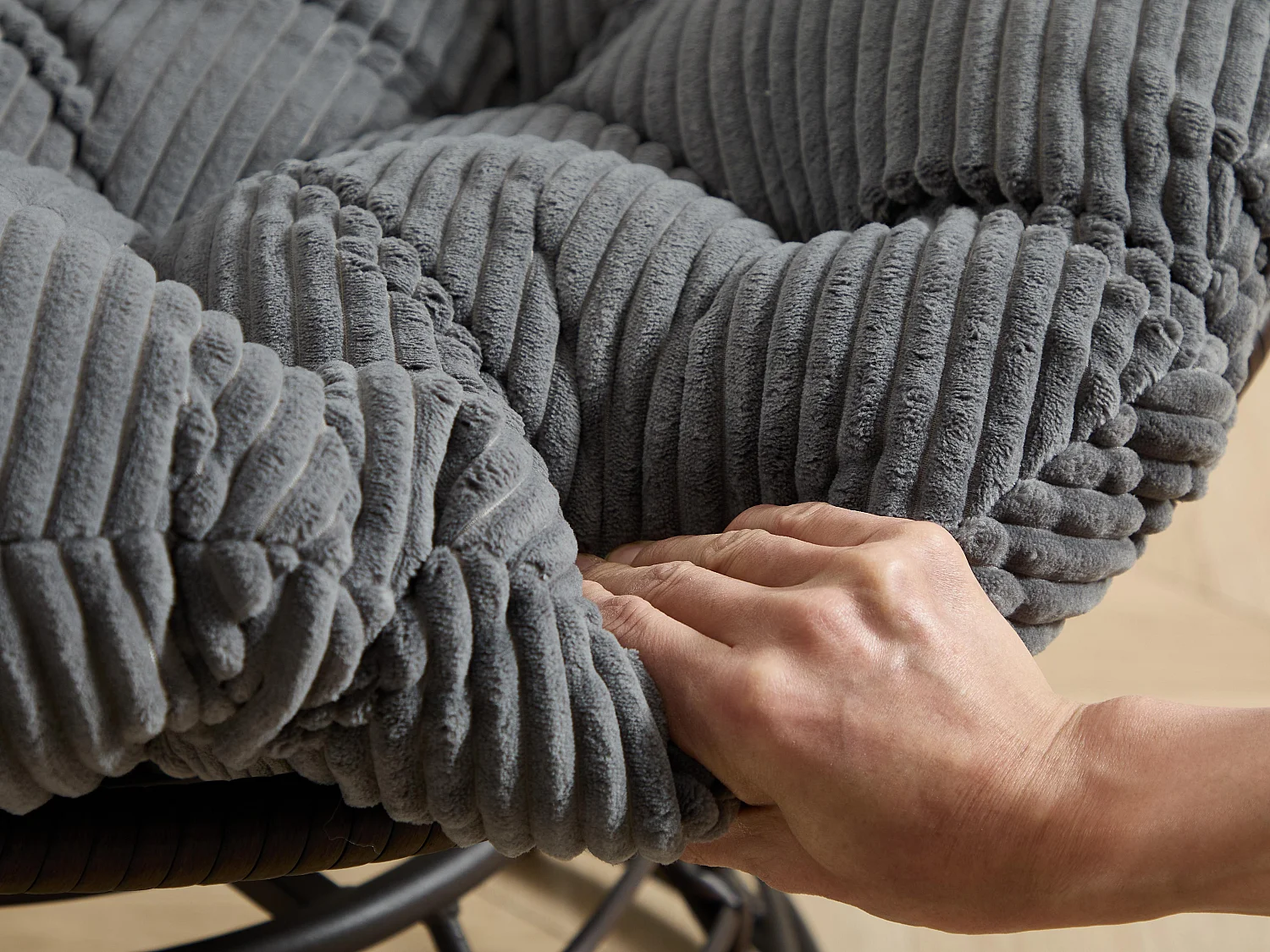 Papasan lounge stoel bohemien stijl, 360° draaibaar, eivormig van PE-rotan met dik kussen voor woonkamer en balkon