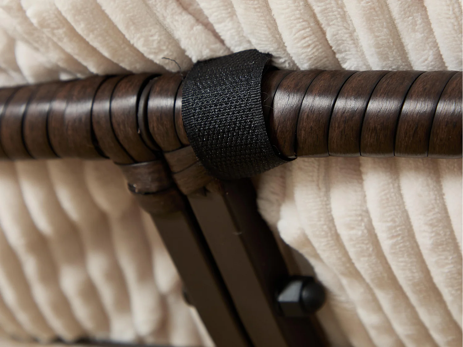 Papasan lounge stoel bohemien stijl, 360° draaibaar, eivormig van PE-rotan met dik kussen voor woonkamer en balkon