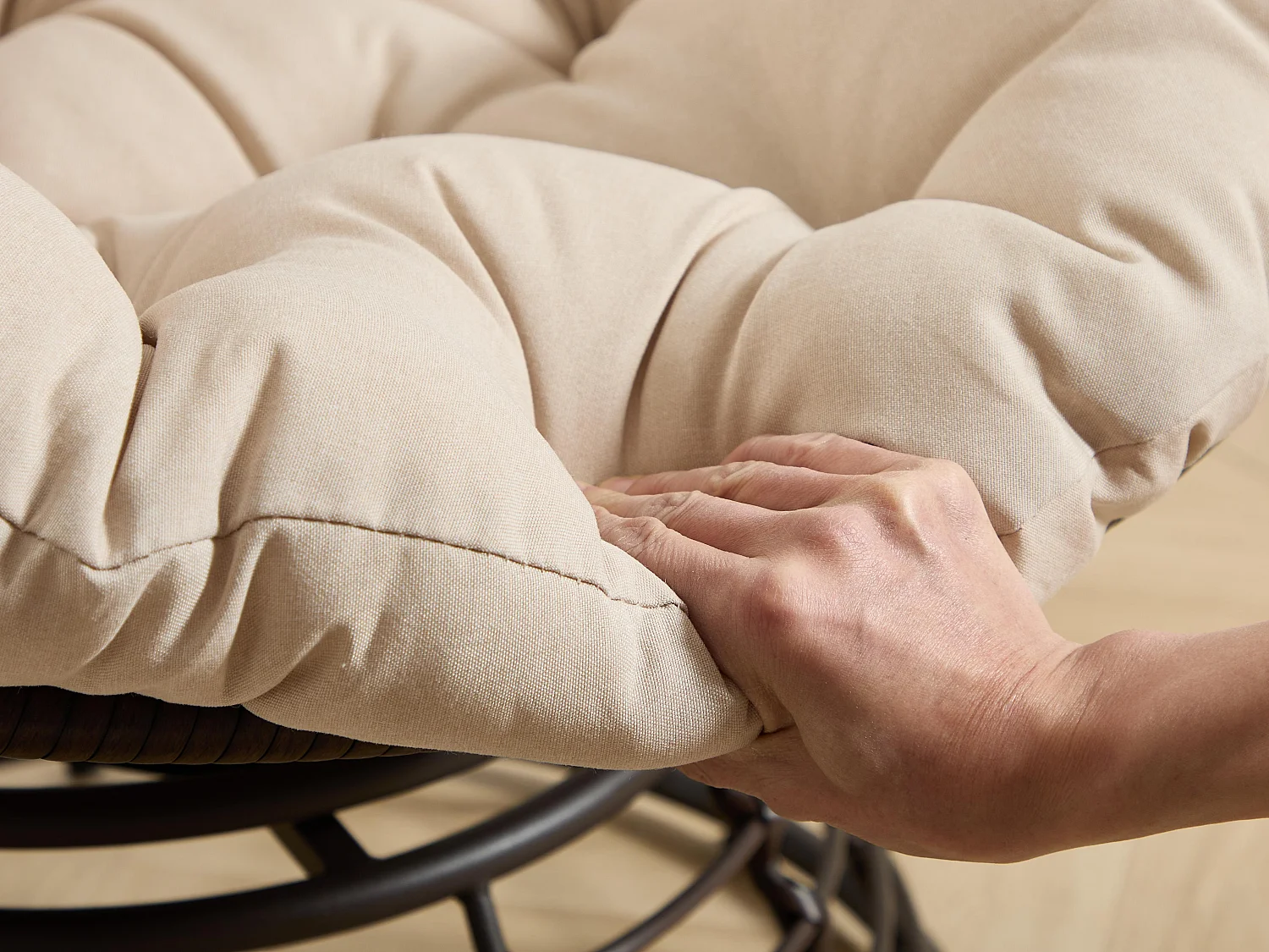 Papasan lounge stoel bohemien stijl, 360° draaibaar, eivormig van PE-rotan met dik kussen voor woonkamer en balkon