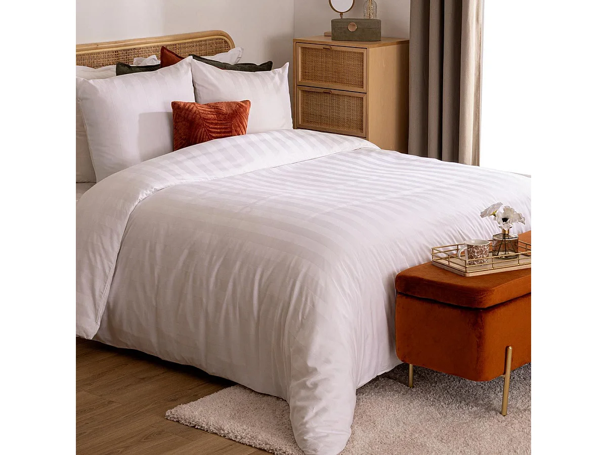 Bettwäsche mit Streifen 240 x 220 cm