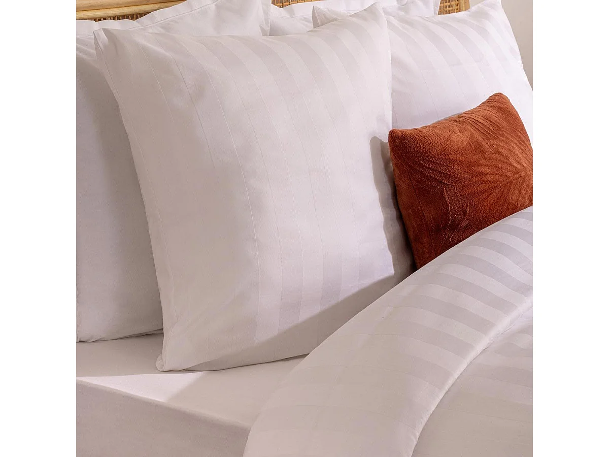 Bettwäsche mit Streifen 240 x 220 cm