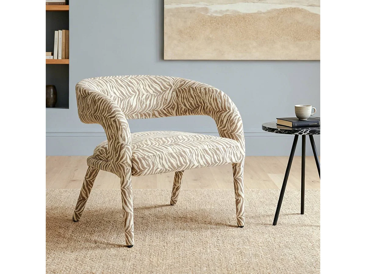 Fauteuil en tissu à motif zèbre Indira