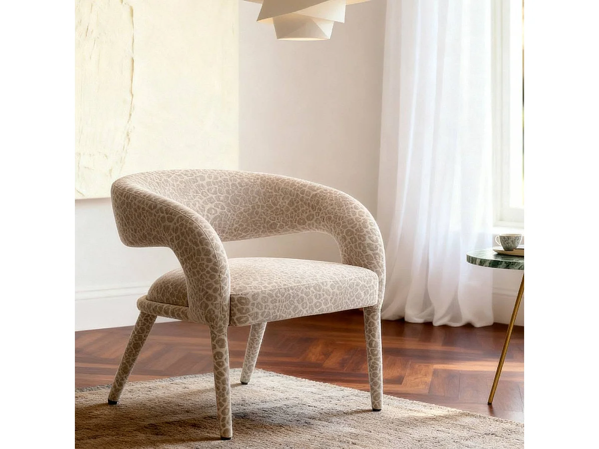 Fauteuil en tissu à motif léopard Indira