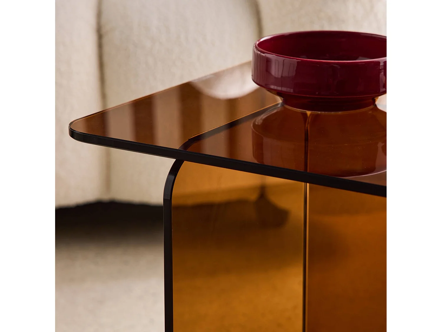 Mesita cuadrada de cristal templado ambar