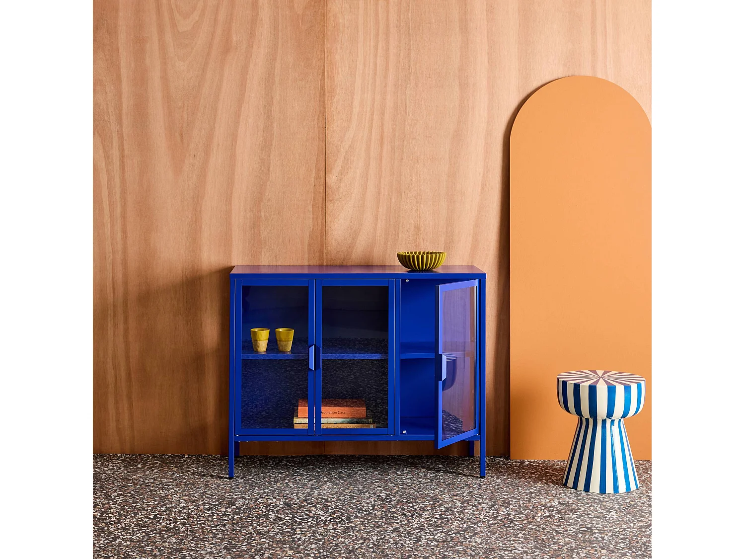 Buffet industriel métal et verre trempé 3 portes 100cm bleu - Arkansas