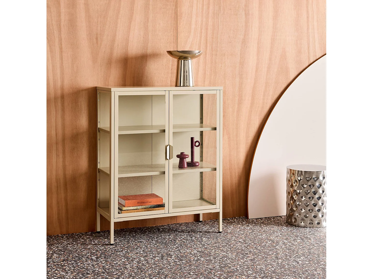 Vitrina de acero y vidrio templado de 2 puertas, 102cm beige