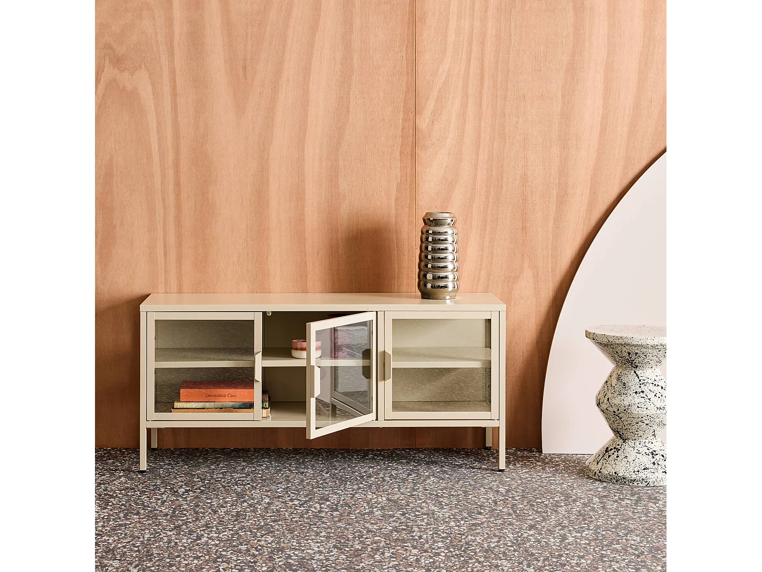 Mobile tv industriale in metallo e vetro temperato 3 ante 120cm, beige